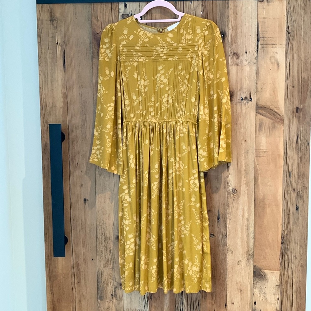 Timo gold satin jacquard dress
